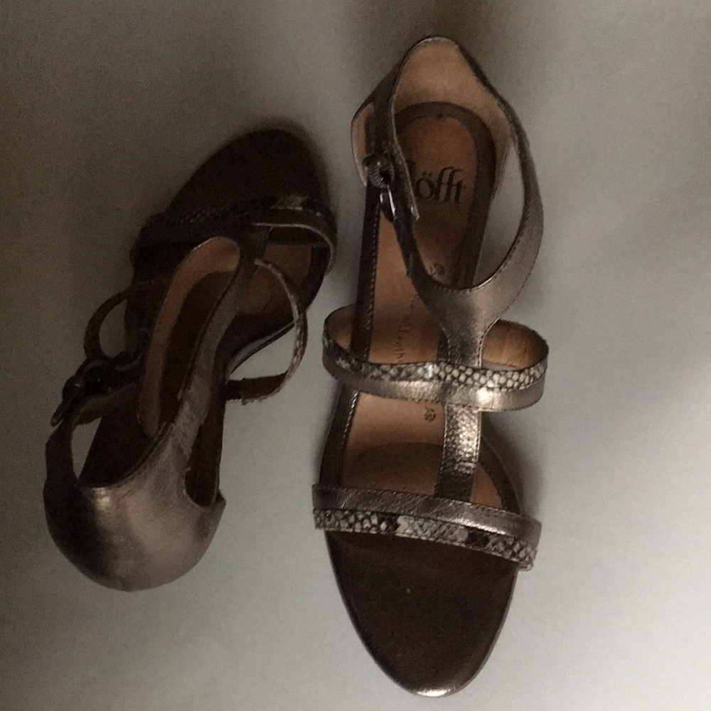 leather SofftWedges, new, size 8.5M